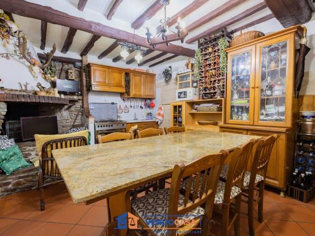 Casa indipendente in vendita a Massa MS