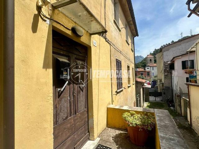Casa indipendente in vendita a Massa MS