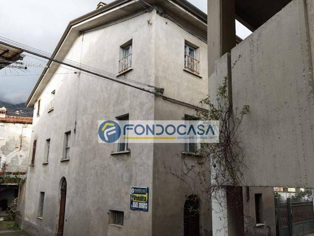Casa indipendente in vendita a Massa MS