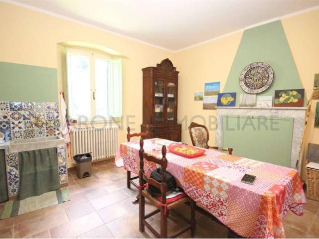 Casa indipendente in vendita a Massa MS