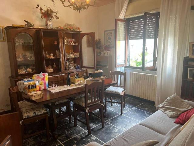 Casa indipendente in vendita a Massa MS
