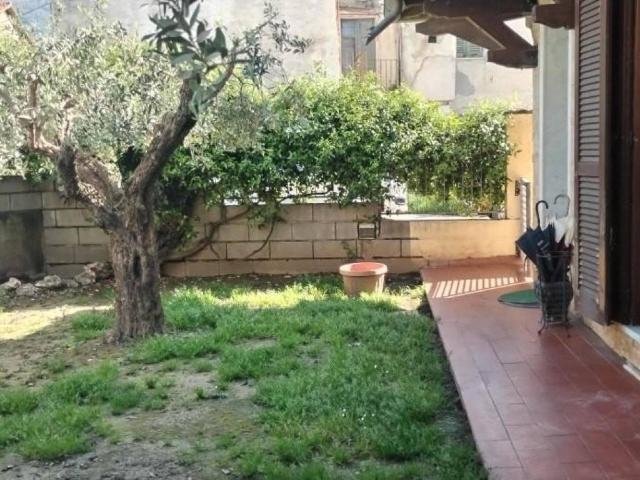 Casa indipendente in vendita a Massa MS