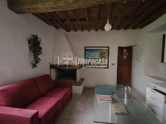 Casa indipendente in vendita a Massa MS