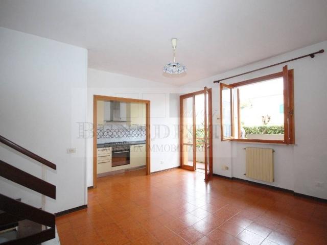 Casa indipendente in vendita a Massa MS