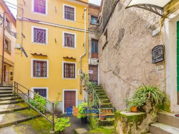 Casa indipendente in vendita a Massa MS