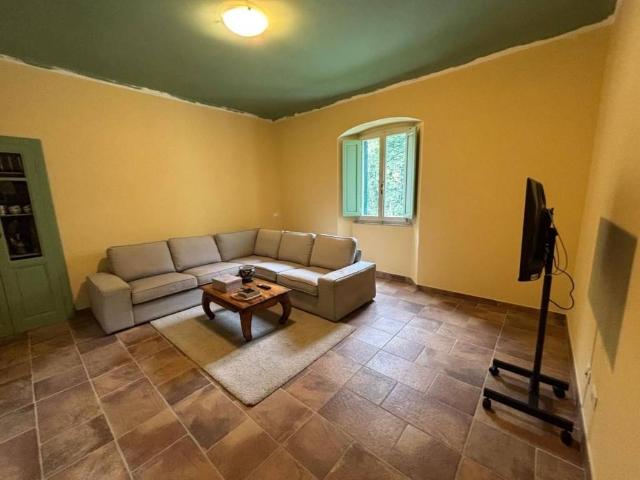 Casa indipendente in vendita a Massa MS