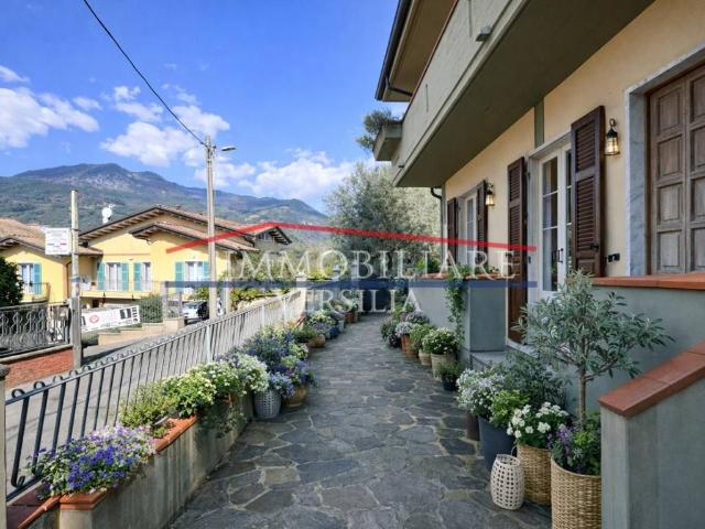 Casa indipendente in vendita a Massa MS