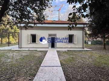 Casa indipendente in vendita a Massa MS