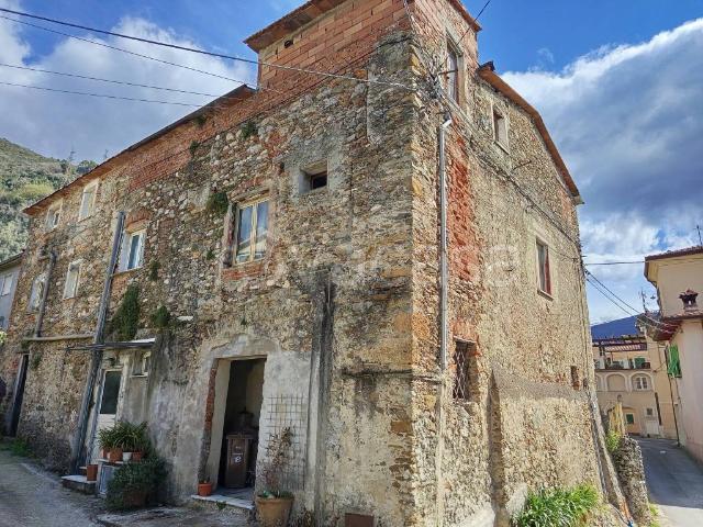 Casa indipendente in vendita a Massa via Ponte del Vescovo, 16, Mirteto