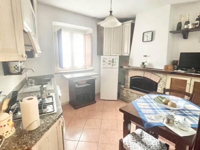 Casa indipendente in vendita a Massarosa LU