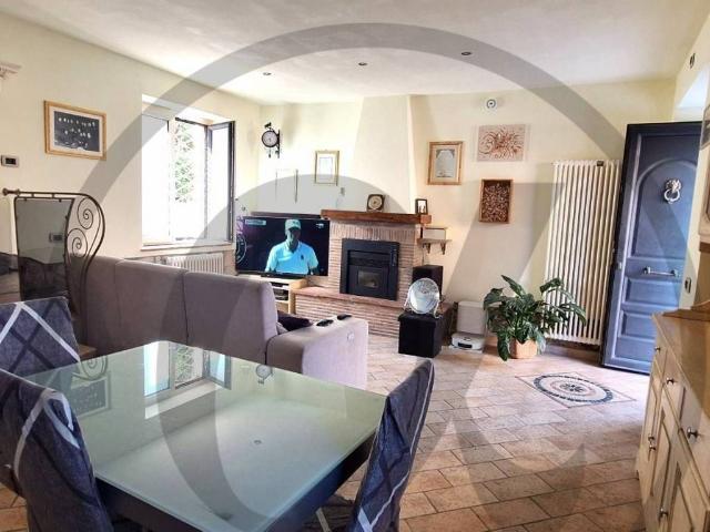 Casa indipendente in vendita a Massarosa LU