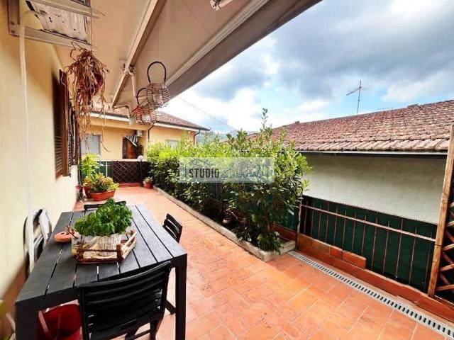 Casa indipendente in vendita a Massarosa LU