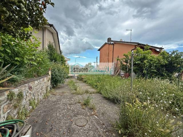 Casa indipendente in vendita a Massarosa LU