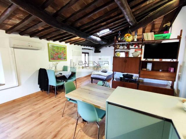 Casa indipendente in vendita a Massarosa LU