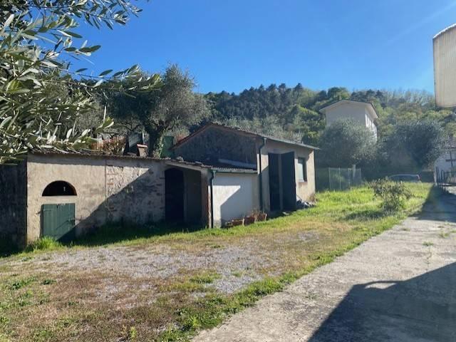 Casa indipendente in vendita a Massarosa LU
