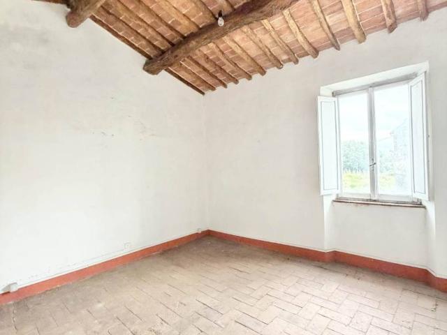 Casa indipendente in vendita a Massarosa LU