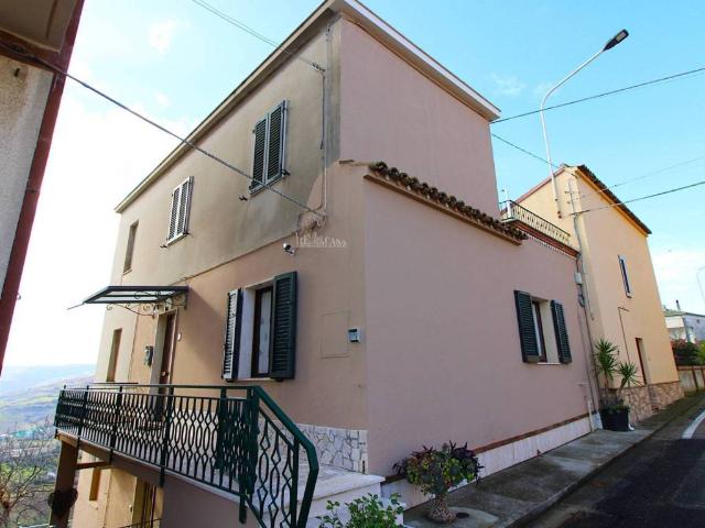 Casa indipendente in vendita a Massignano AP