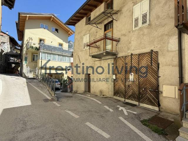 Casa indipendente in vendita a Mezzolombardo TN