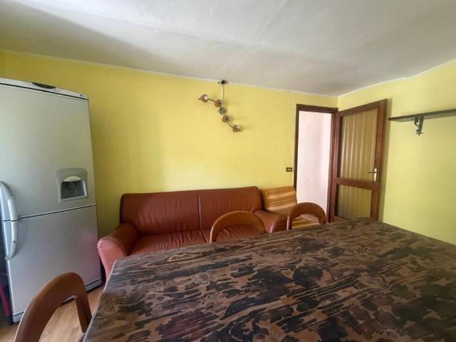 Casa indipendente in vendita a Mezzenile TO