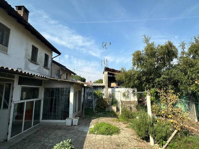 Casa indipendente in vendita a Mede PV