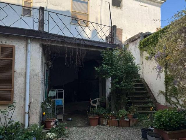 Casa indipendente in vendita a Mede PV