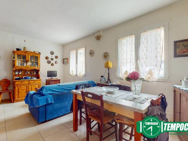 Casa indipendente in vendita a Mede PV