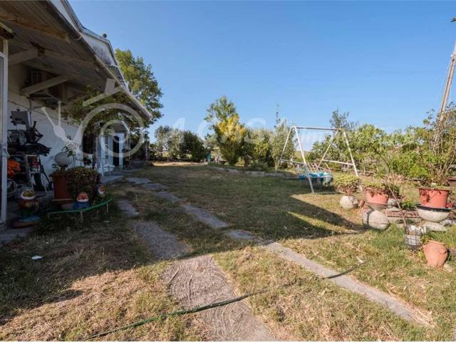 Casa indipendente in vendita a Medesano PR