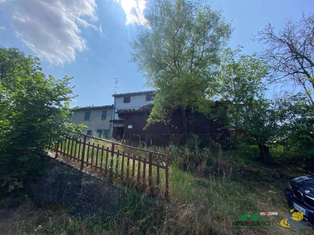 Casa indipendente in vendita a Medesano PR