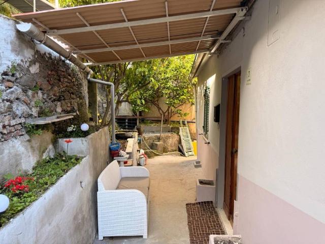 Casa indipendente in vendita a Mele GE