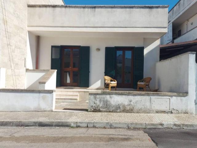 Casa indipendente in vendita a Melendugno LE