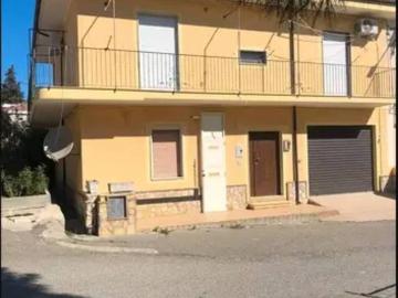Casa indipendente in vendita a Melissa KR