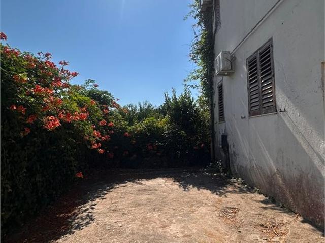 Casa indipendente in vendita a Melito di Porto Salvo