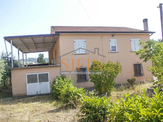 Casa indipendente in vendita a Melito Irpino AV