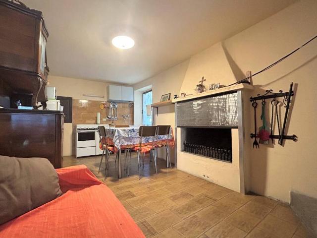 Casa indipendente in vendita a Mello SO