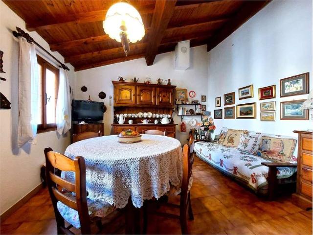 Casa indipendente in vendita a Mendatica IM