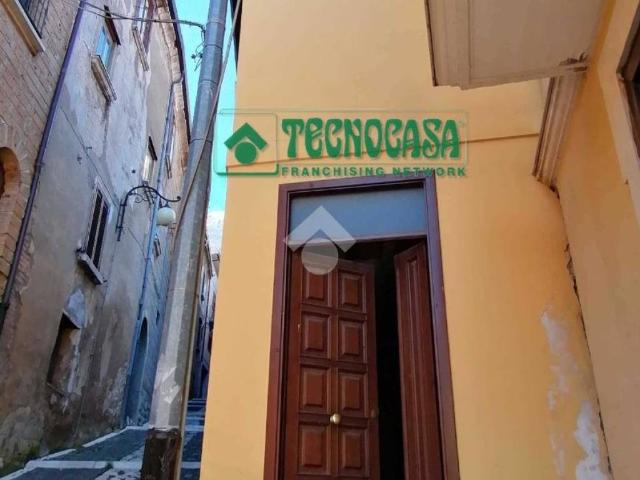 Casa indipendente in vendita a Mercogliano AV