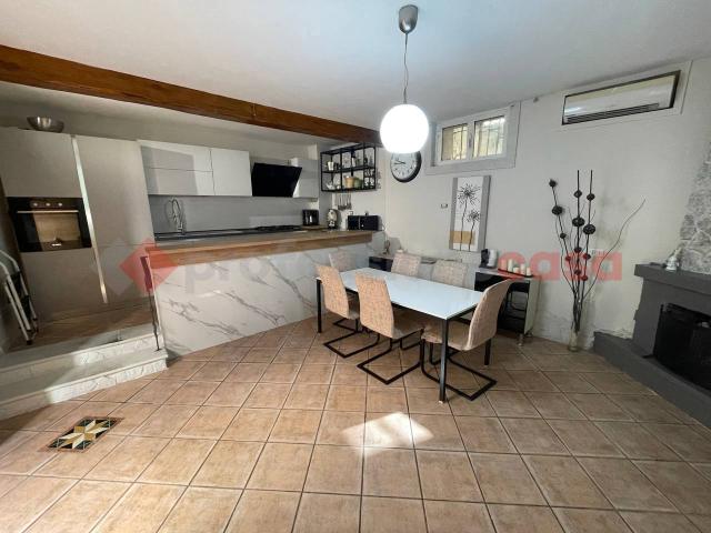 Casa indipendente in vendita a Mercato San Severino