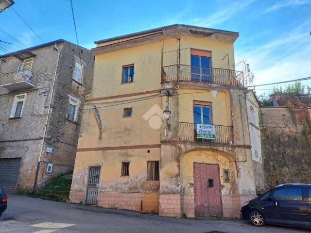 Casa indipendente in vendita a Mercato San Severino SA