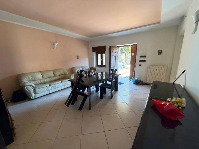 Casa indipendente in vendita a Mercato San Severino SA