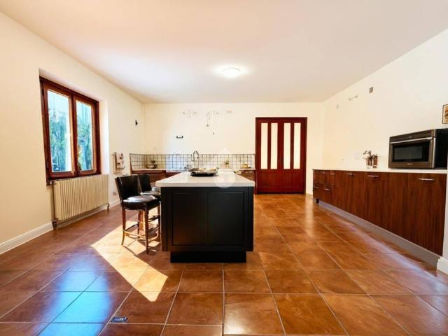 Casa indipendente in vendita a Mereto di Tomba UD
