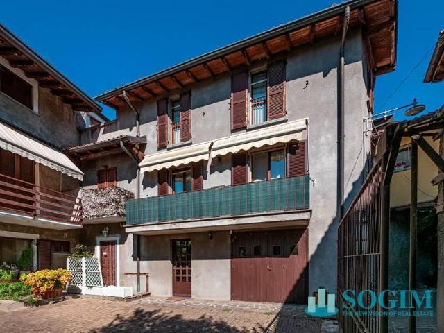 Casa indipendente in vendita a Merone