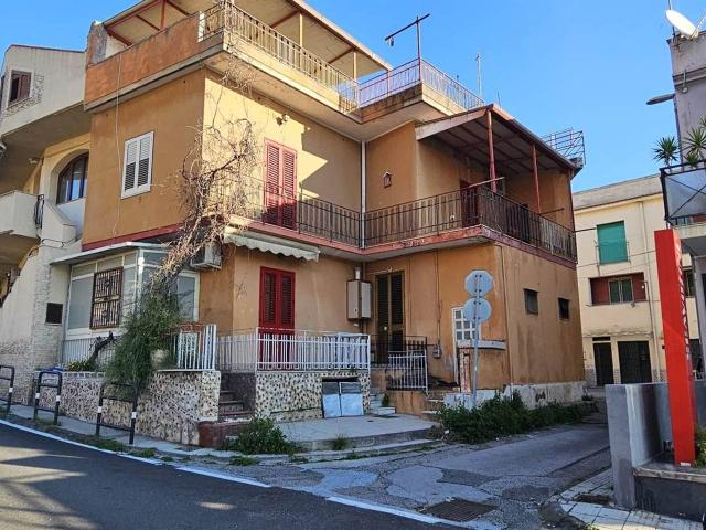 Casa indipendente in vendita a Messina