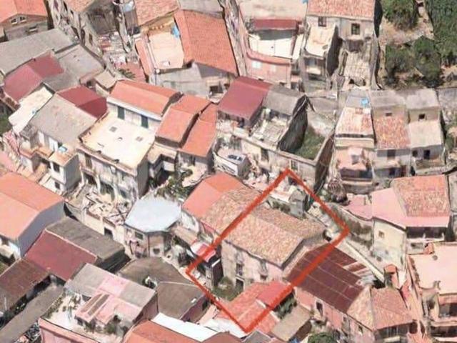 Casa indipendente in vendita a Messina