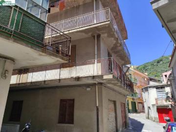 Casa indipendente in vendita a Messina ME