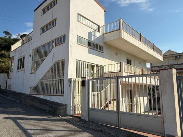 Casa indipendente in vendita a Messina ME