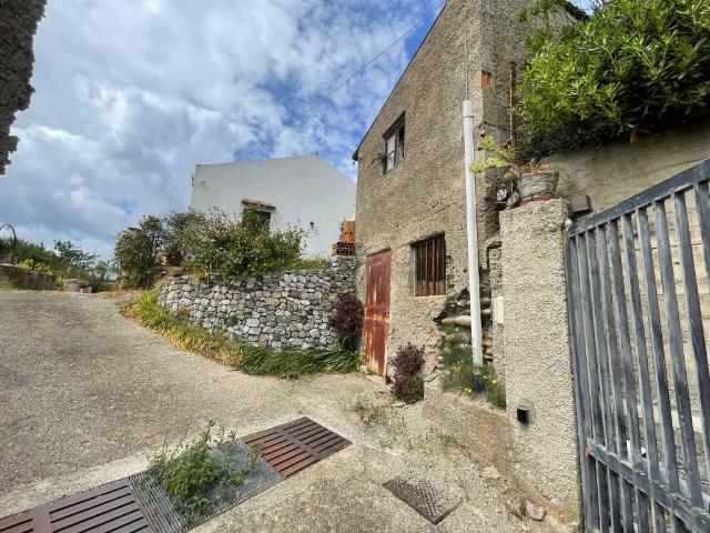 Casa indipendente in vendita a Messina ME
