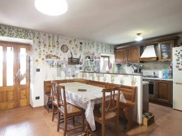 Casa indipendente in vendita a Mignanego GE