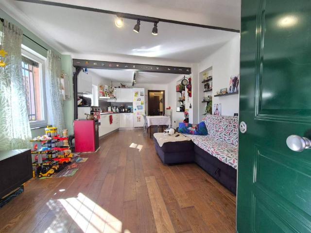 Casa indipendente in vendita a Mignanego GE