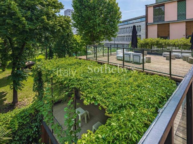 Casa indipendente in vendita a Milano MI