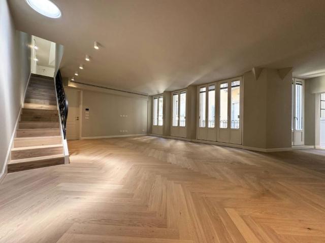 Casa indipendente in vendita a Milano MI